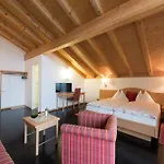Bluemlisalp Hotel