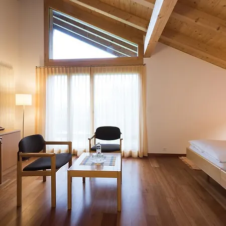 Hotel Bluemlisalp 3*