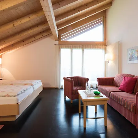 Hotel Bluemlisalp 3*