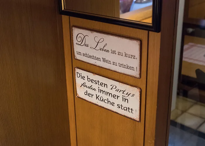 Bluemlisalp Szálloda 3*